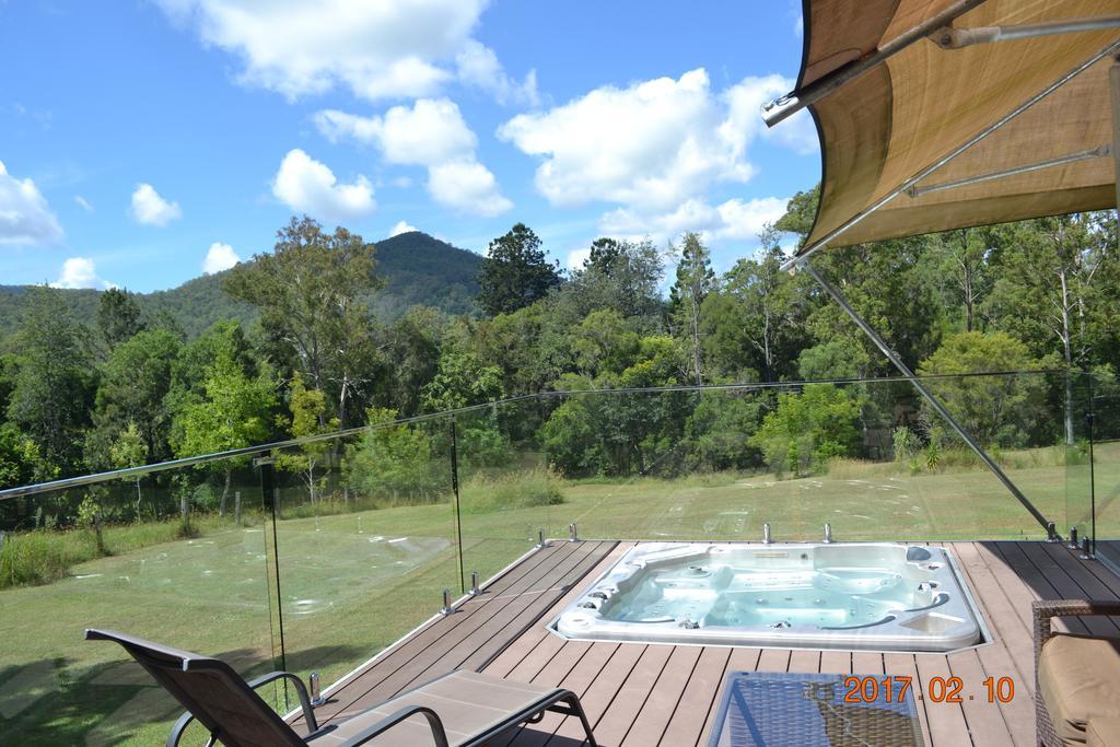 Готель Tuckers Retreat Canungra Екстер'єр фото